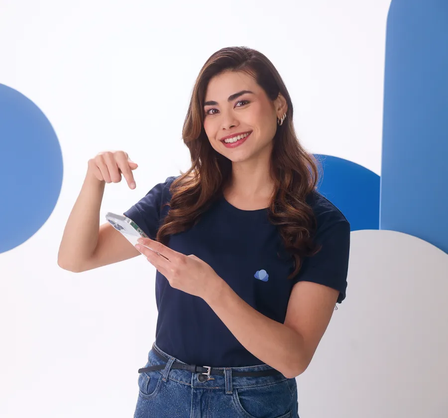 Cliente acompanhando pelo celular as certidões do inventário